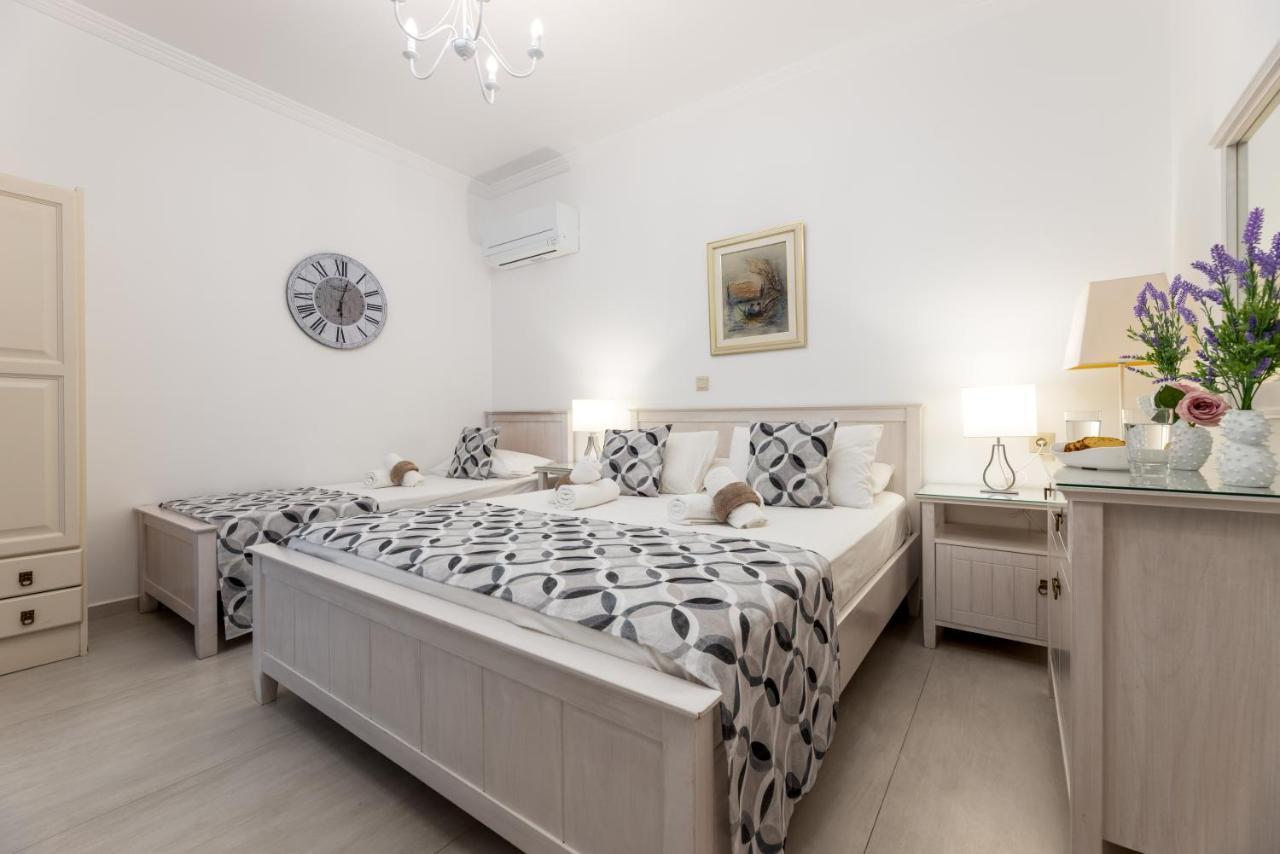 Panos Luxury Studios Páros 外观 照片