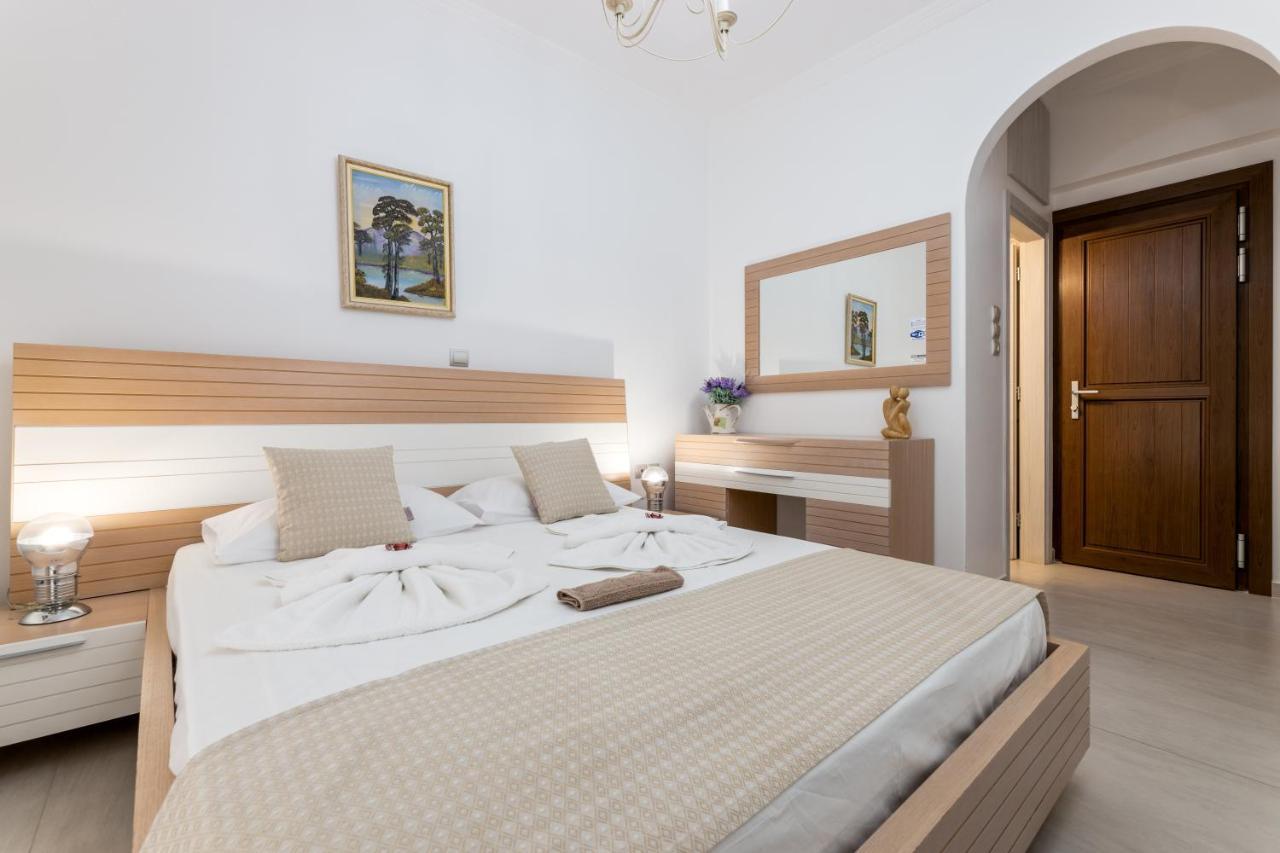 Panos Luxury Studios Páros 外观 照片
